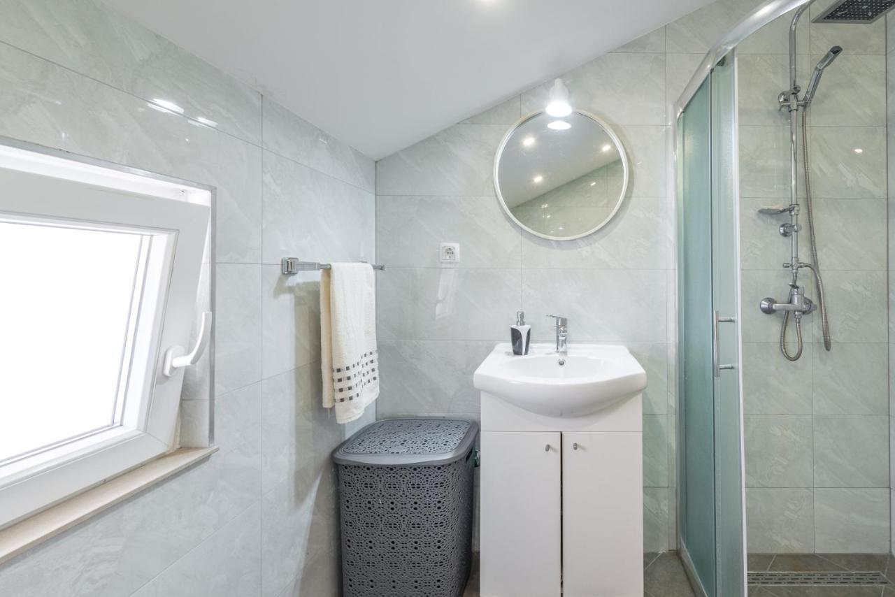 Apartments Vukelic 믈리니 외부 사진