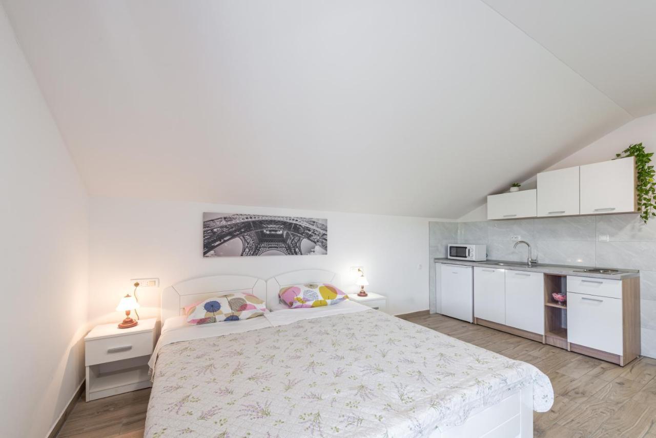 Apartments Vukelic 믈리니 외부 사진