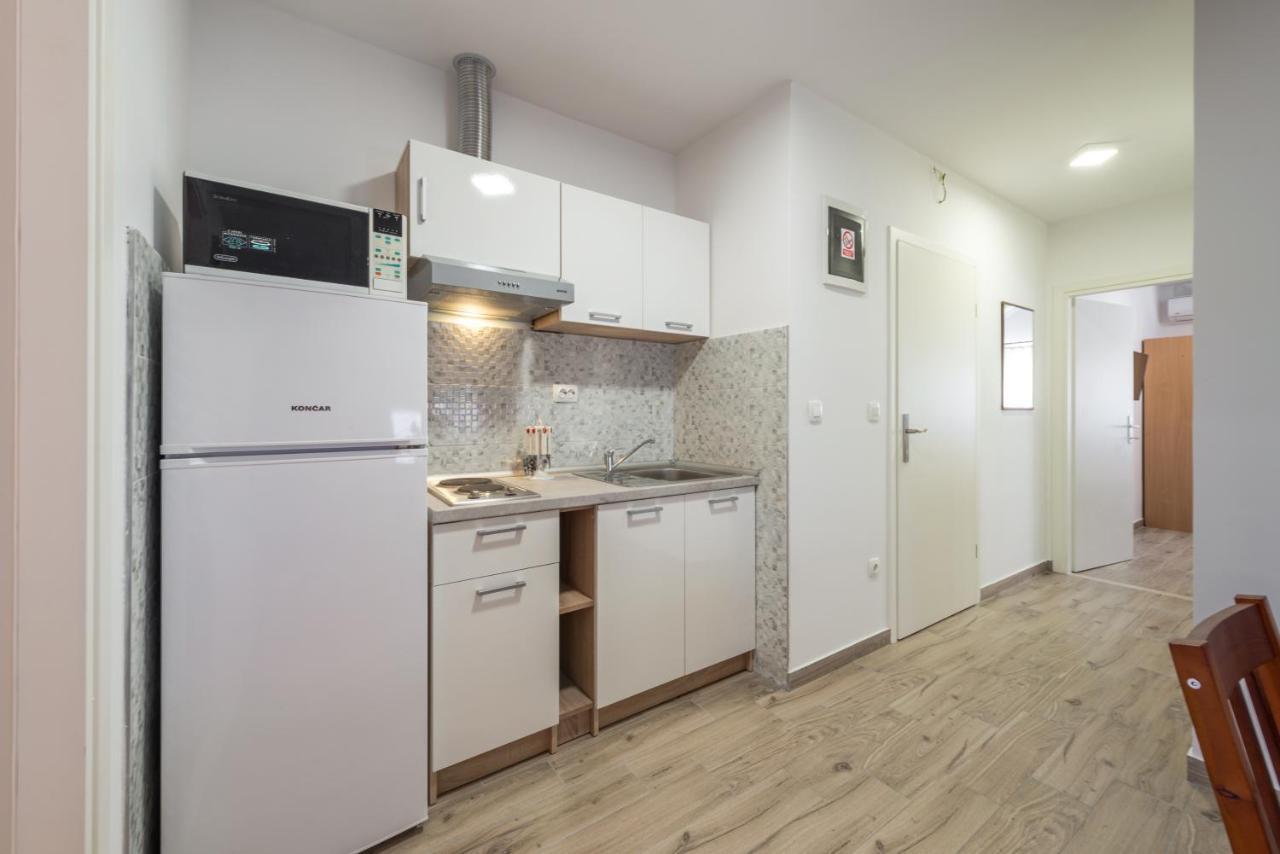 Apartments Vukelic 믈리니 외부 사진
